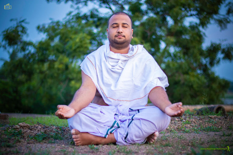 Read more about the article Director Satishkumar as a Monk Photo Shoot – Director Satishkumar Images