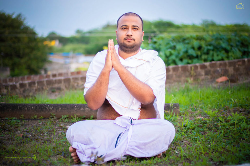 Director Satishkumar, Satishkumar Gondhali