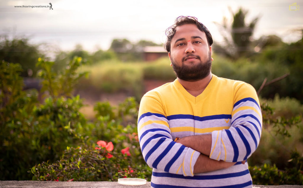 Director Satishkumar, Satishkumar Gondhali